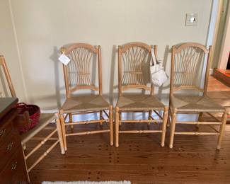 Edith Allan  chairs