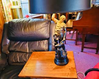 Le Travail blacksmith statue lamp 