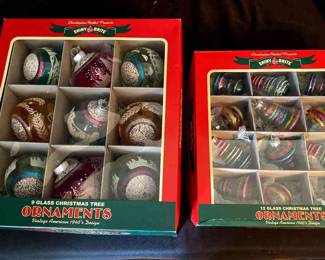 "Santa's Workshop" in Aiken, SC Starts Closing on Sat 11/11 at 8pm. Pickup: Mon 11/13 2-6pm. Please click here to view more photos, descriptions, and current bids:&nbsp;https://ctbids.com/estate-sale/25044