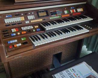 Technics organ