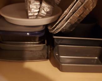 Cake pans