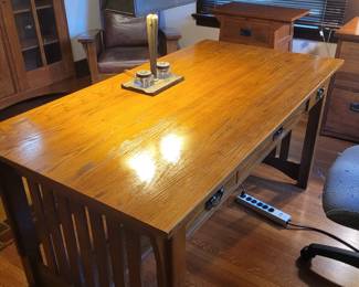 Stickley 3 drawer desk