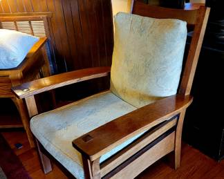 Arts and Crafts arm chair