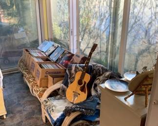 Guitar and tons of Vinyl records in AMAZING condition. 