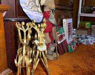 Beautiful vintage gold reindeer metal decorations