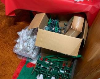 Light cord organization and brand new strings of lights