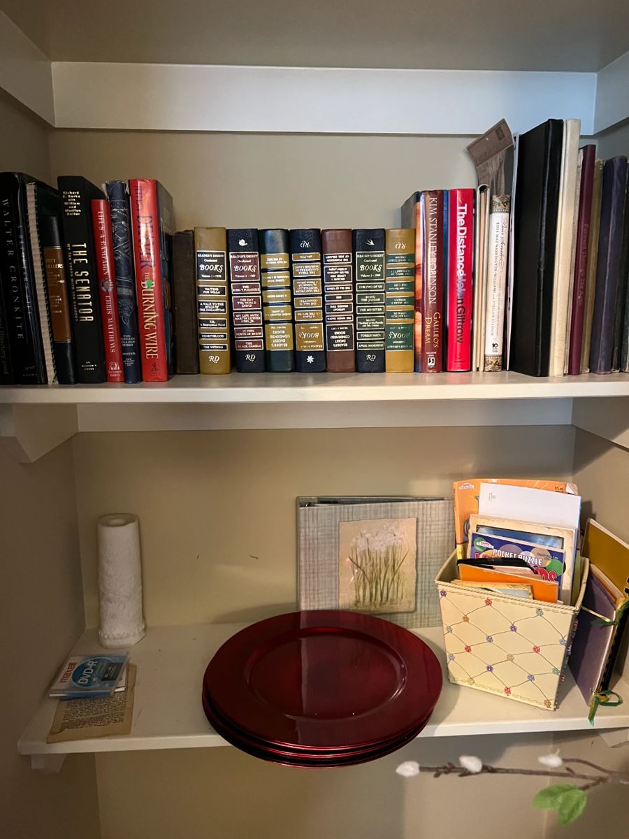 Quaint Estate Sale in Taylors Continues! starts on 11/10/2023