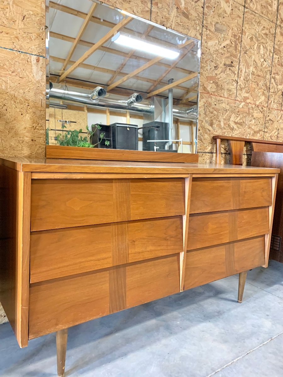 Offsite Joplin Sale! Huge Tool Collection,... starts on 11/16/2023