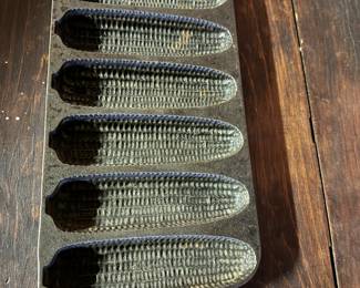 Griswold cast iron cornbread pan