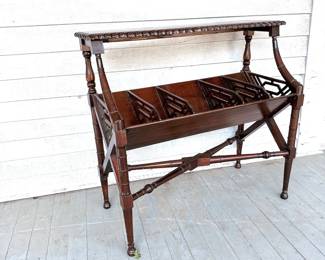 EARLY 20TH CENTURY AMERICAN NOUVEAU MAGAZINE RACK CONSOLE TABLE