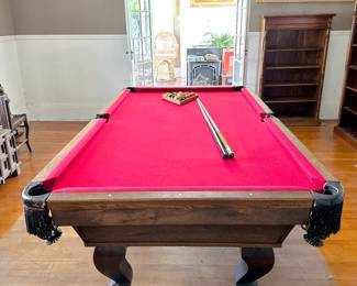 8 FT BILLIARD TABLE - RED FELT TOP