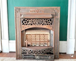 ANTIQUE SALVAGE CAST IRON FIREPLACE INSERT - UNITED STATES STOVE CO