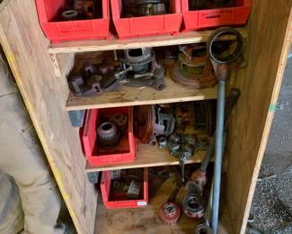 Pipe dies for threading 1/4" to 6"