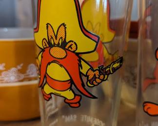 Looney Tunes Glasses