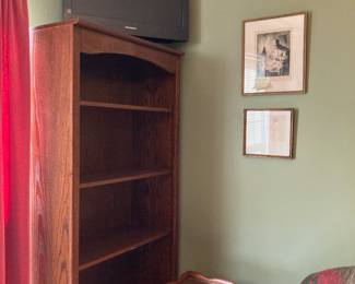 Bookcase with tv