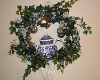 The second teacup and teapot wreath