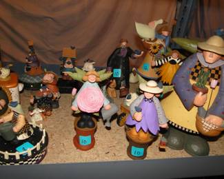 Williraye Studios, figures.