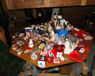 Small Christmas items.  Makes for great stocking stuffers!!!