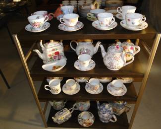 Vintage tea cups and tea pots too