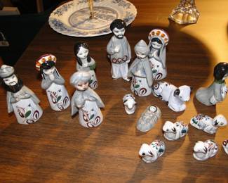 Vintage Mexican, Nativity figures.