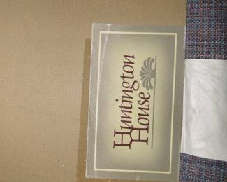 Huntington House is the make of the Bluish Greyish sofa