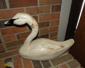 This is an original hand carved Swan,  Tim Tariffe wood hand painted swan