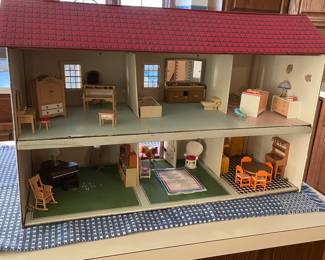 1940's Keystone of Boston Doll House