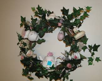 Tea cup and Tea Pot wreath, who knew...