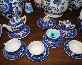 Blue and white porcelain. 