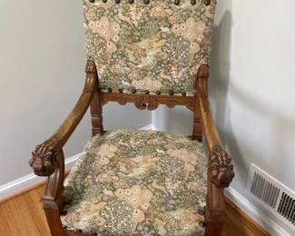Vintage Baroque style throne chair.