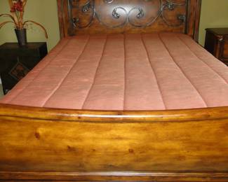 Beautiful Queen Bed