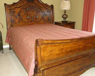 Beautiful Queen bed set