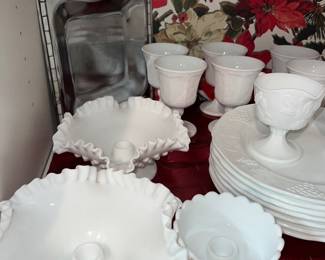 VINTAGE MILK GLASS