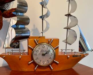 Mastercrafters Yankee Clipper Ship mantle Clock
