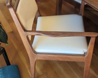 MCM dining table made in Mt. AIRY