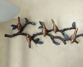 Birds waiting to go home