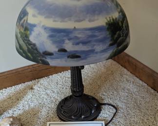 Kincade lamp