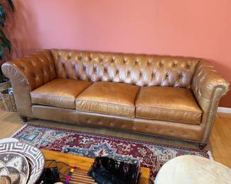 Frontage Logan Chesterfield Leather Sofa Tufted Nailhead Sectional Couch Chestnut 	33x 97.5 x 39in  Seat height 21.5		106001
