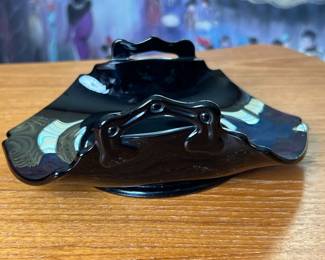 Vtg L.E. Smith Mount Pleasant Black Amethyst Glass bonbon curved edge dish	7.52x5.5x2.5in 		110014
