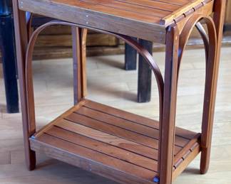 Amish Shaker Cherry Wood Slat End/Side Table 	24x12x20in 		104038
