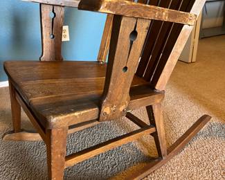 Antique Oak Craftsman Rocking Chair	36 x 25 x 34in sitting height 16		106013
