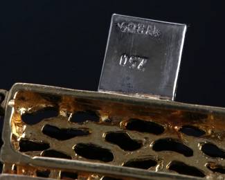 18kt Gold Organic Mesh Panel Bracelet 18K SZ: 7.125in	7.125 in long<BR>20mm Wide 3.5mm thick 	35.83 Grams 	614030