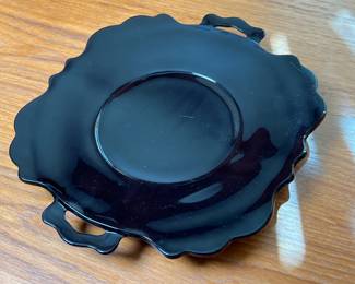 Vtg 1930s L.E. Smith Mount Pleasant Black Amethyst double handled plate	11.511.5x10in		110024
