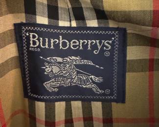 Burberrys Vintage Nova Check Trench Coat	Unmarked Med?		130022
