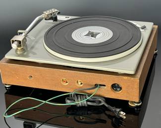 Bogen-Presto B61 Turntable Vintage 4 speed Lenco L70 w/ Shure V5 Type III Phono Cartridge	7x19x14in	24lbs 12 oz	970034
