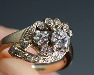 Antique Victorian 18K Yellow Gold Yellow Old Mine Diamonds Engagement Ring 5.75