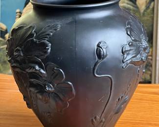 8.75in Tiffin Black Amethyst Satin Glass Poppy Flower Vase (1930s) Art Deco 	8.75 x 8.5 x 8.5 Hole Diameter 4.25		110002
