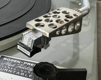 Bogen-Presto B61 Turntable Vintage 4 speed Lenco L70 w/ Shure V5 Type III Phono Cartridge	7x19x14in	24lbs 12 oz	970034
