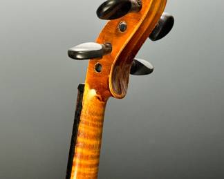 Vintage Violin Antonius Stradivarius Cremonensis Czechoslovakia in Case 	Violin: 22.5in Long x7.75in Wide Case: 5x9.5x31in	4lbs 3.5oz	970105
