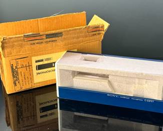 Vintage Sony C-22 FET Condenser Microphone C22 Mic	Mic: 7.8in Long x 0.95in Diameter 	7oz 	970027
